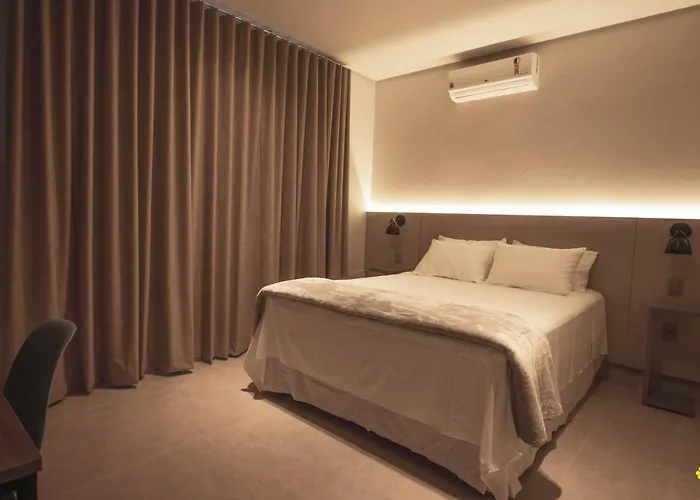 Naim Hotel Capitolio