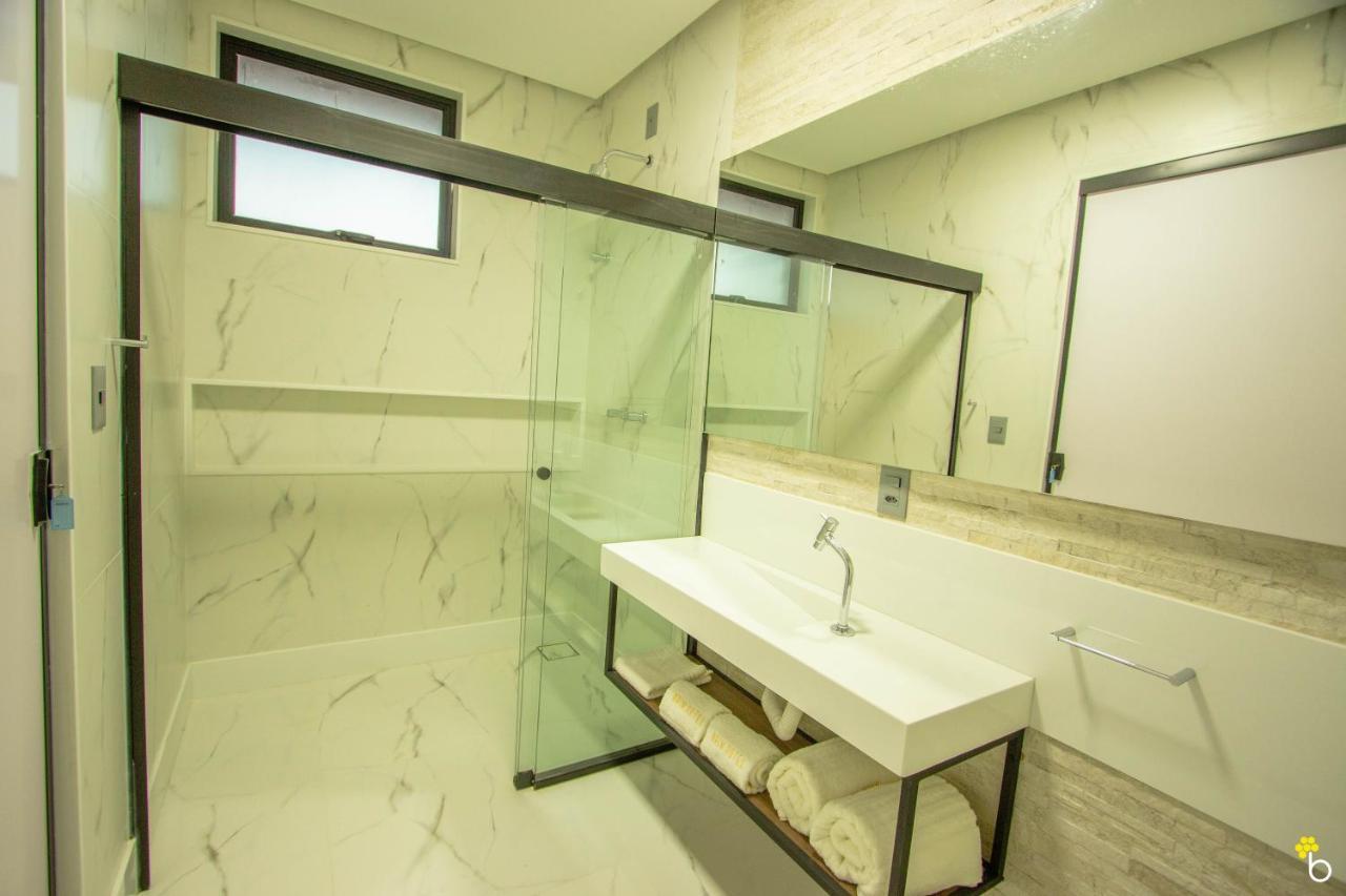 Naim Hotel